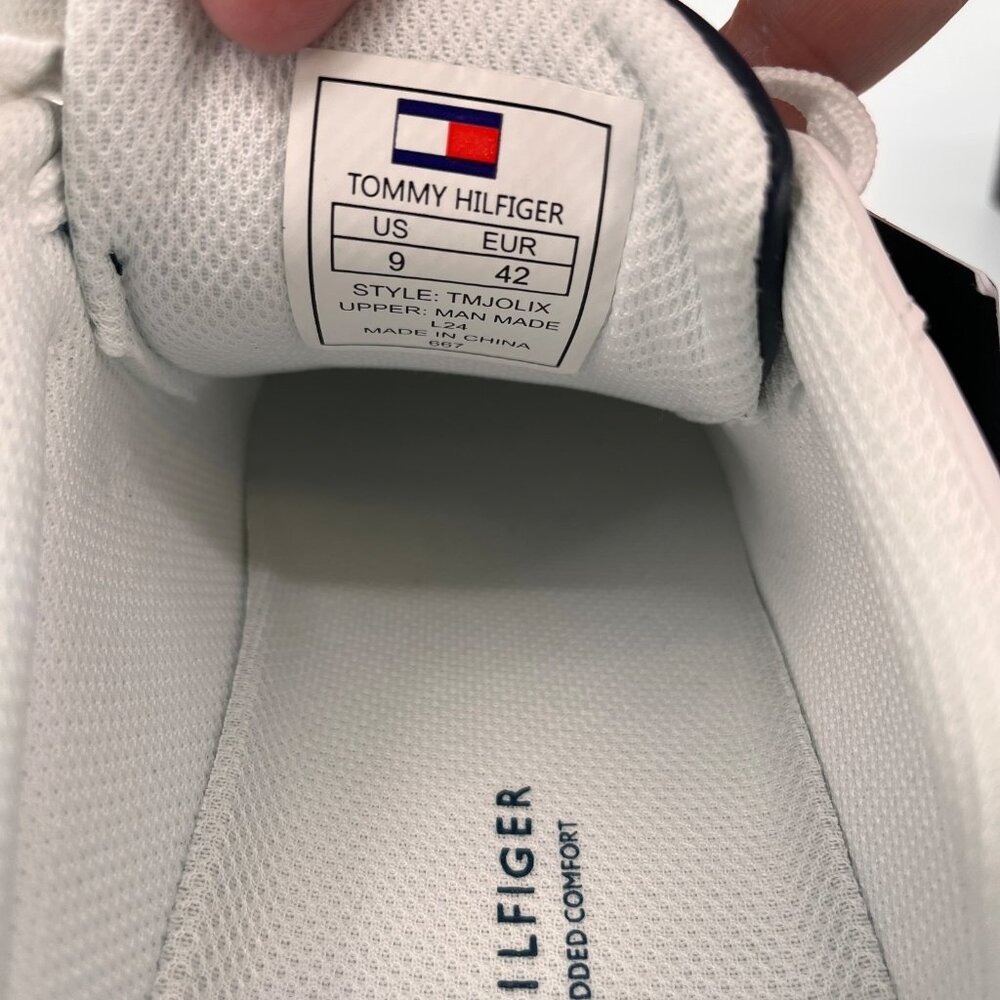 Tommy Hilfiger Jolix Sneakers White Mens Size 9M Synthetic Round Toe Lace Up - Picture 13 of 14